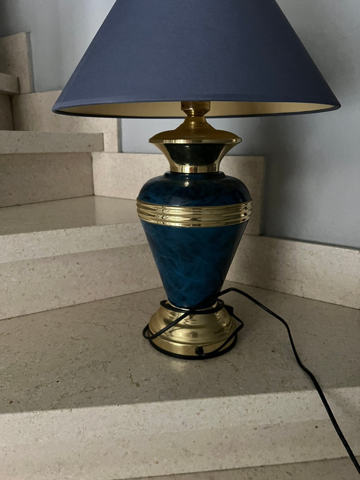 Lampe, Ophalen, Zo goed als nieuw
