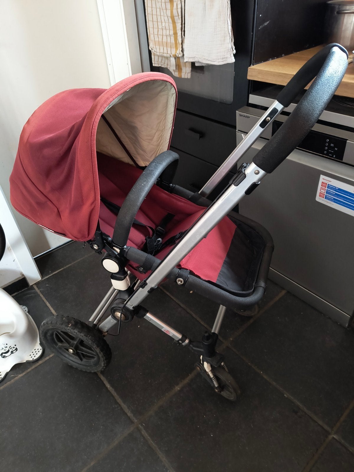 Bugaboo Frog bordeaux, Enlèvement