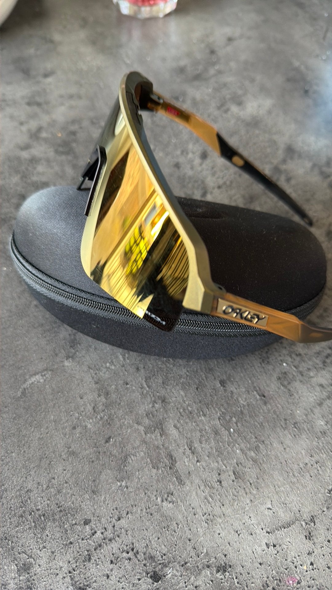 Oakley Sutro Lite Sweep 24k gold, Enlèvement, Comme neuf, Oakley