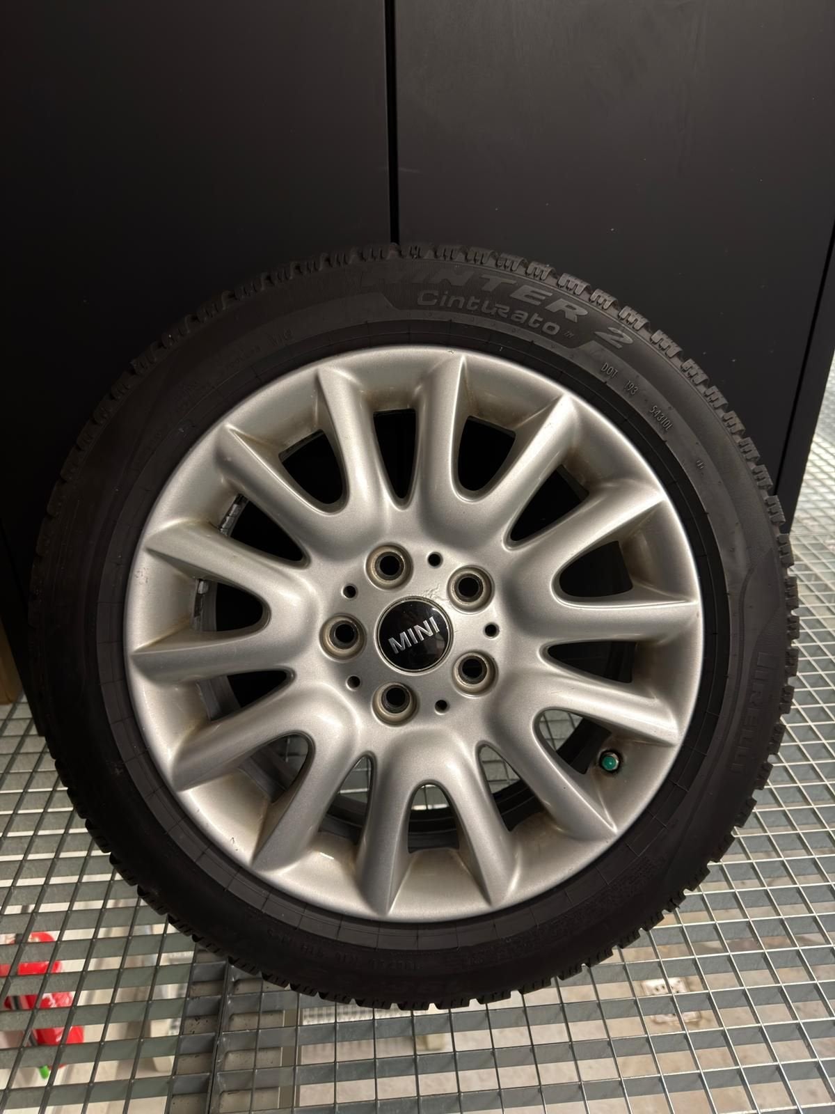 Mini Cooper (cabrio)  wintervelgenset 16 inch, Auto-onderdelen, Gebruikt, -, Banden en Velgen, 195 mm