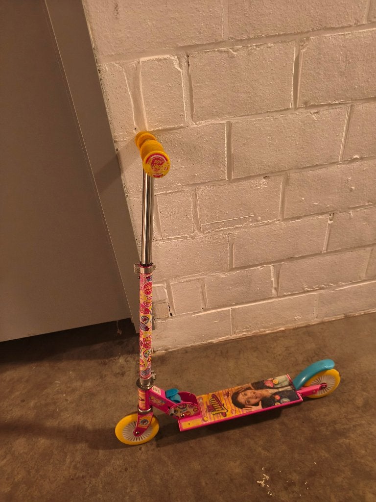 Trottinette fille Soy Luna, Enlèvement, Utilisé, Enfants