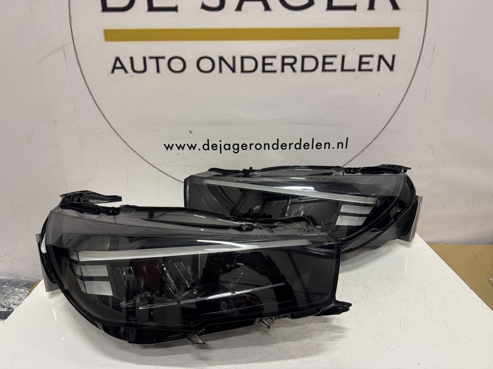 PHARES LED POUR OPEL CORSA F RESTYL 9868999680 9869000080, Autos : Pièces & Accessoires, Éclairage, Opel Automobile GmbH, Opel