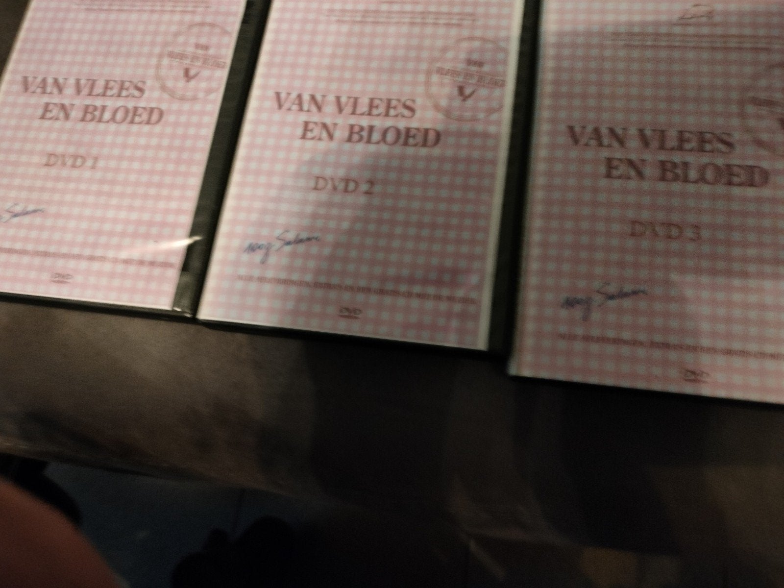 Van vlees en bloed Vlaamse serie, Ophalen