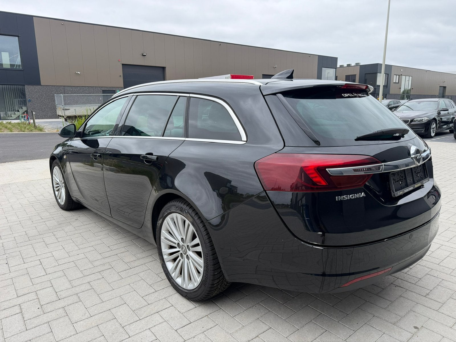 Opel Insignis  2017 1.6 diesel  euro 6b, Auto's, 100 kW, Euro 6, 4 cilinders, 1600 cc