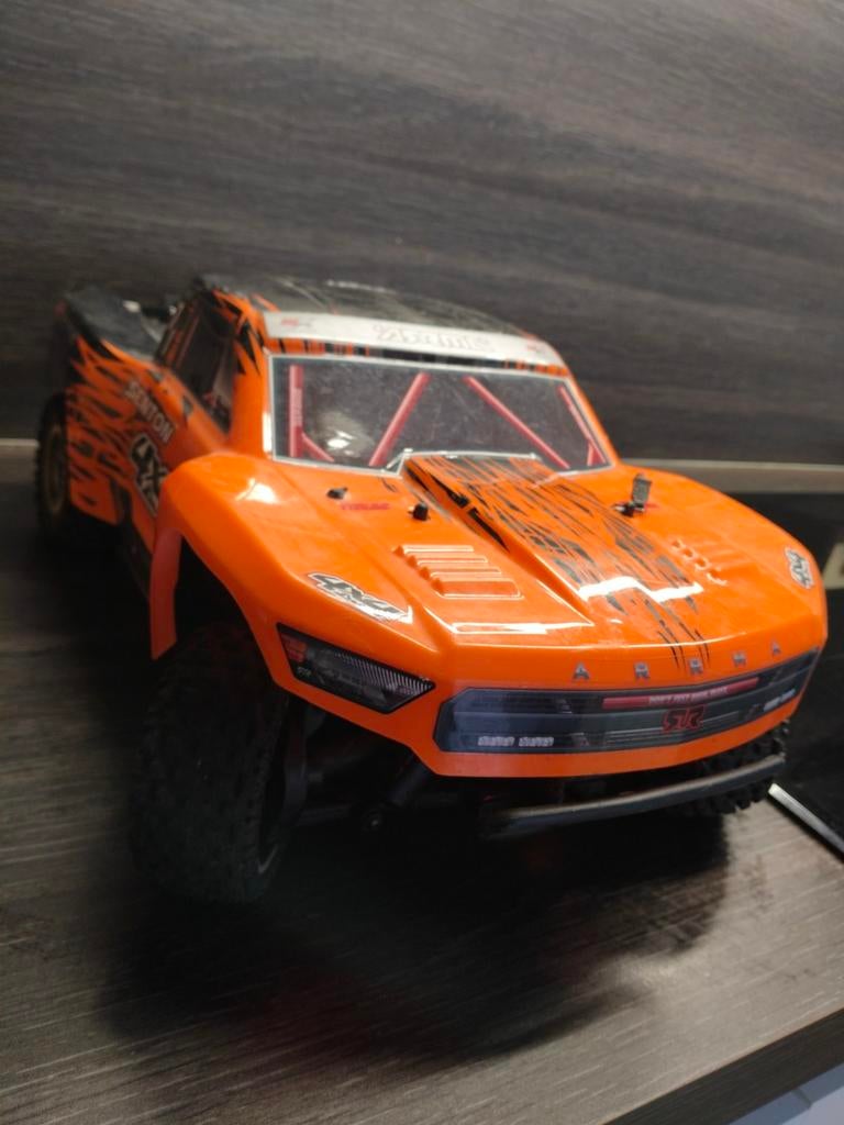 ARRMA Senton 4X4 rc auto, Hobby en Vrije tijd, Modelbouw | Auto's en Voertuigen, Gebruikt, Auto, Overige merken, Ophalen