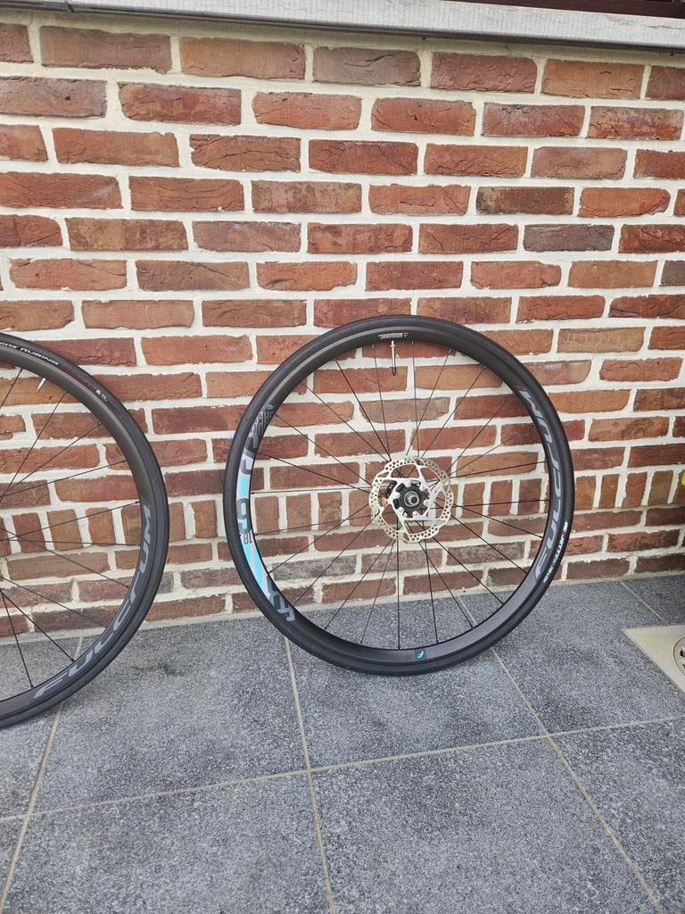 Racewielen met remschijven fulcrum, Ophalen