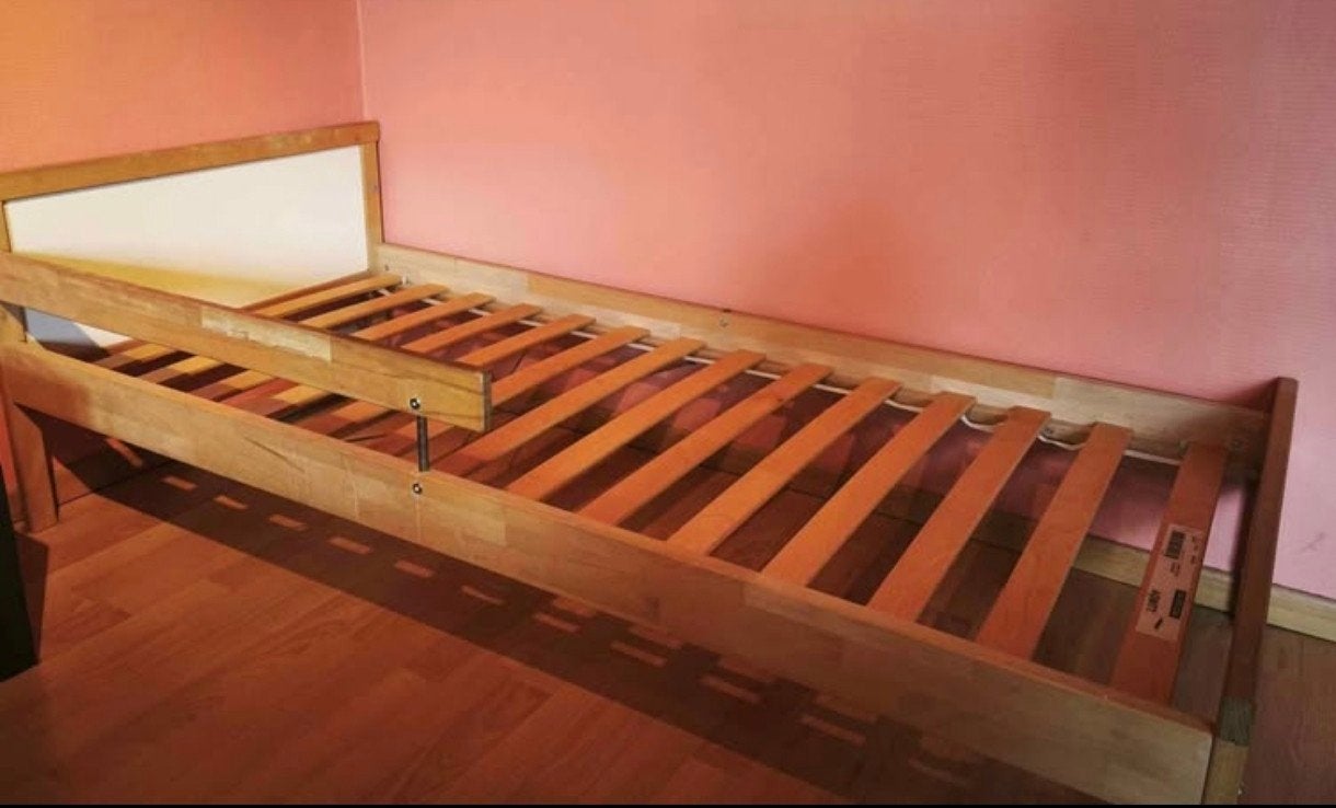 lit enfant, Maison & Meubles, Chambre à coucher | Lits, Comme neuf, Une personne, 70 cm ou moins, 190 cm ou moins, Bois, Beige