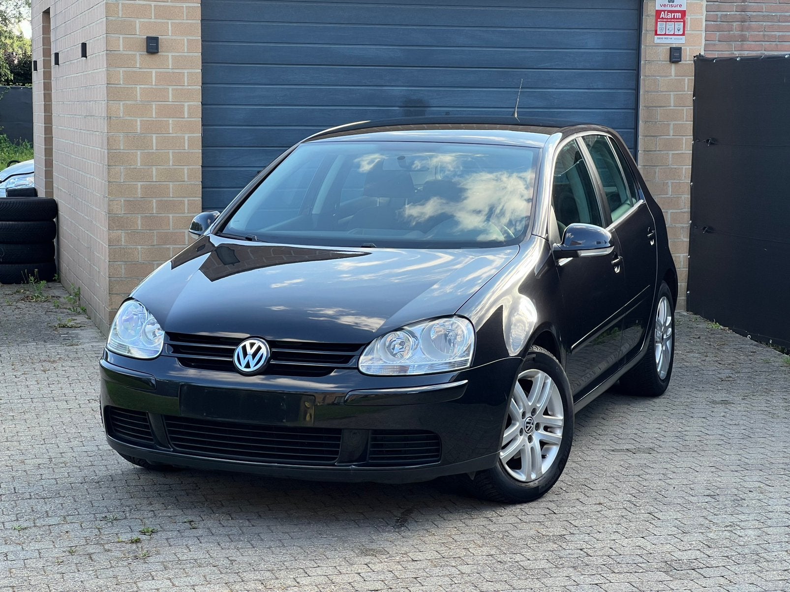 Volkswagen Golf 5 1.4fsi Airco CruiseControle Onderhoudsboek, Auto's, Volkswagen, Voorwielaandrijving, Stof, Zwart, 4 cilinders