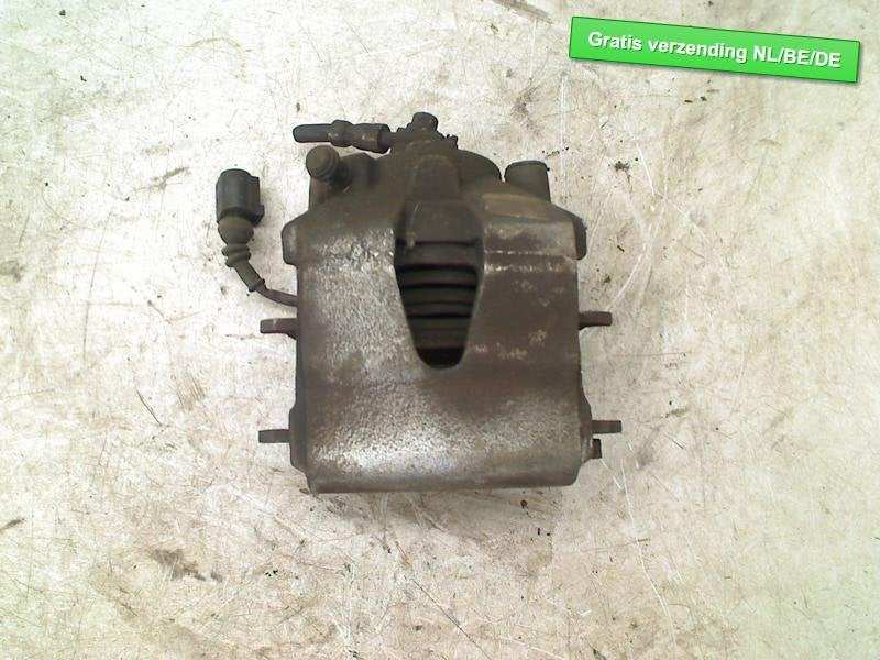 REMKLAUW RECHTS VOOR Volkswagen Golf VII (AUA) (5Q0615106), Auto-onderdelen, Gebruikt, Volkswagen, Volkswagen AG, Kundenbetreuung@volkswagen.de