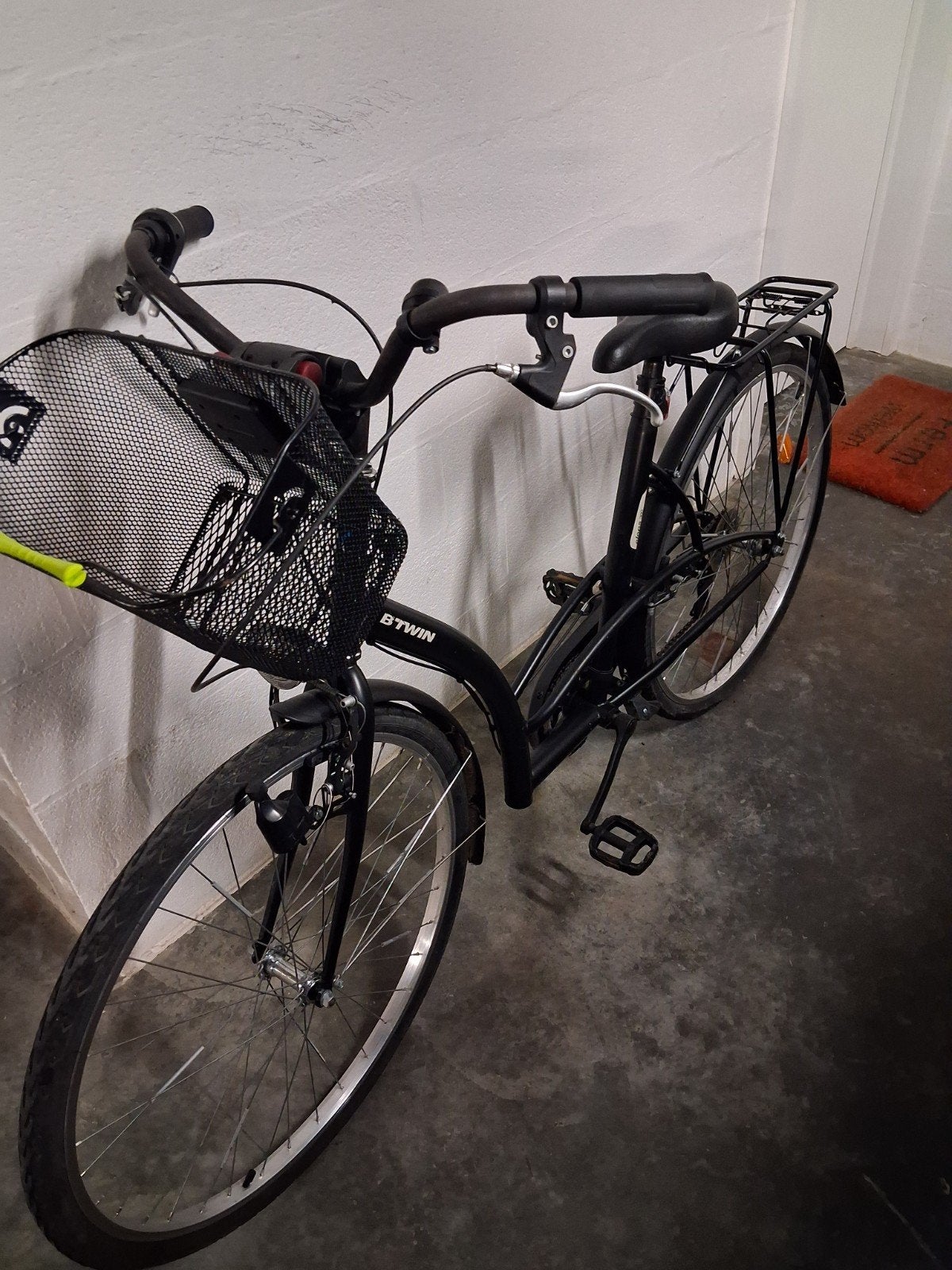 damesfiets zwart zonder poot in goede staat, Ophalen