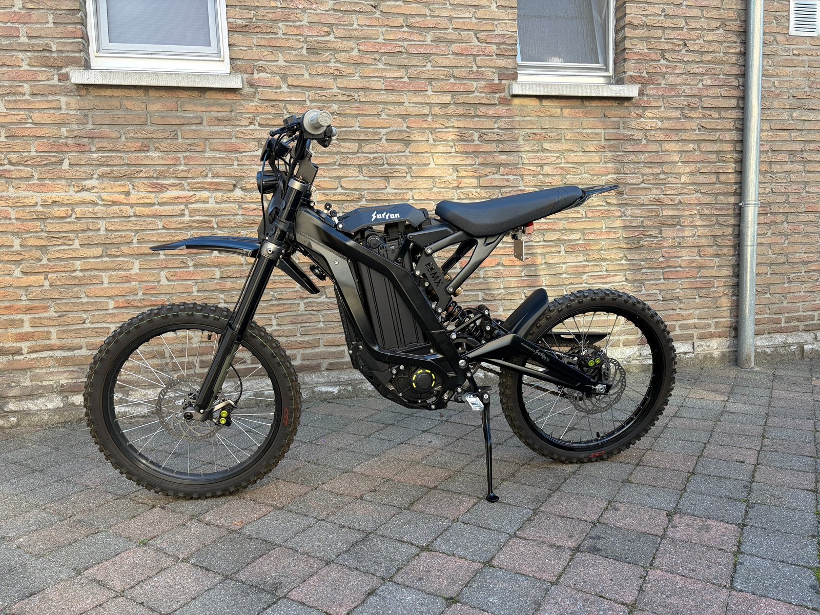 SUR-RON LBX 2024 – UITZONDERLIJK MOOIE STAAT, Fietsen en Brommers, Ophalen, Zo goed als nieuw