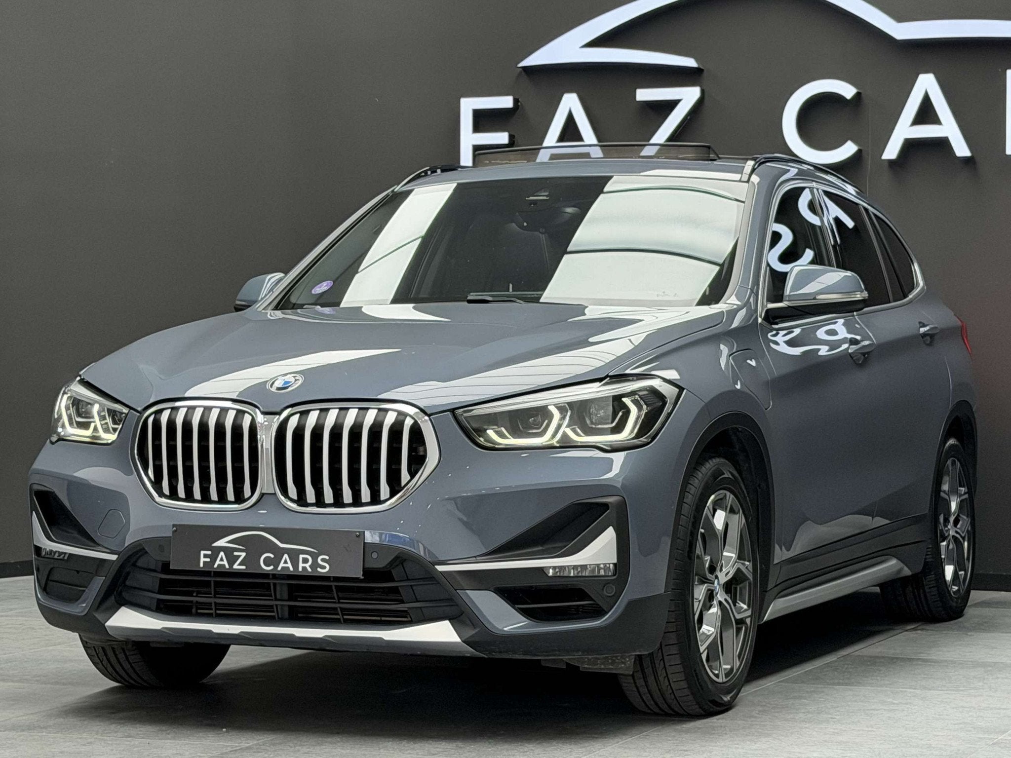 BMW X1 PHEV 1.5iA xDrive25e * CUIR + GPS + GARANTIE *, Autos, Argent ou Gris, Achat, https://public.car-pass.be/vhr/567ce6c2-7689-40ae-b245-10ed4173dd59