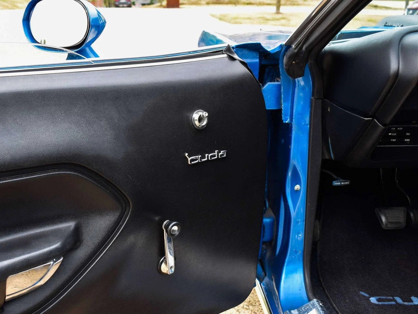 Plymouth Cuda 440-6 / B5 True Blue Metallic / Top Condition, foto 10
