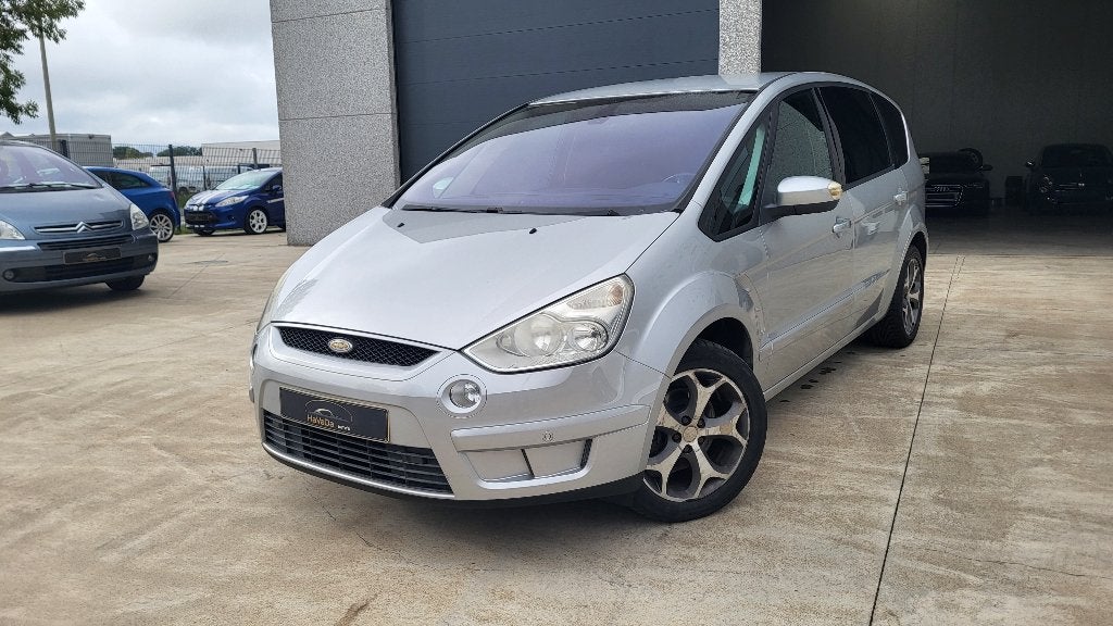 Ford S-Max 2.0 Essence 145 ch de 2007 avec 087.000 km, Argent ou Gris, Achat, Boîte manuelle, Entretenue par le concessionnaire
