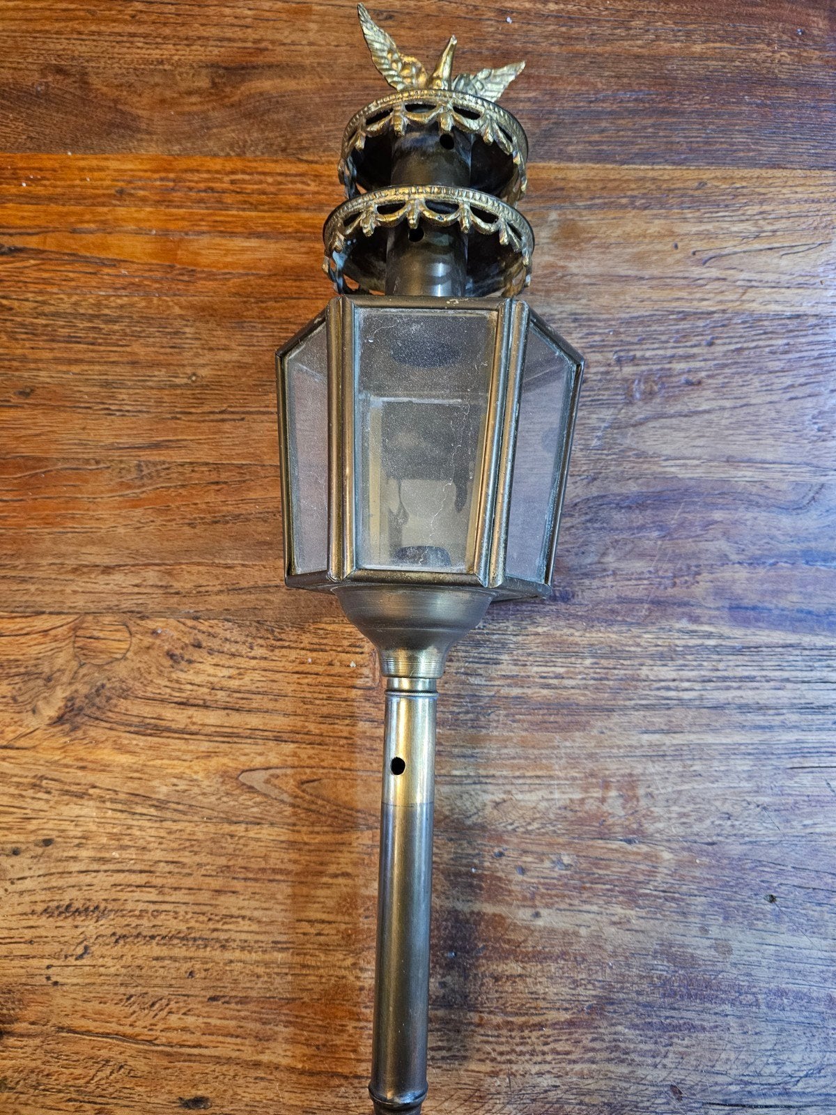 Ancienne lanterne décorative en métal et verre – Style flamb, Antiquités & Art, Antiquités | Couverts, Envoi