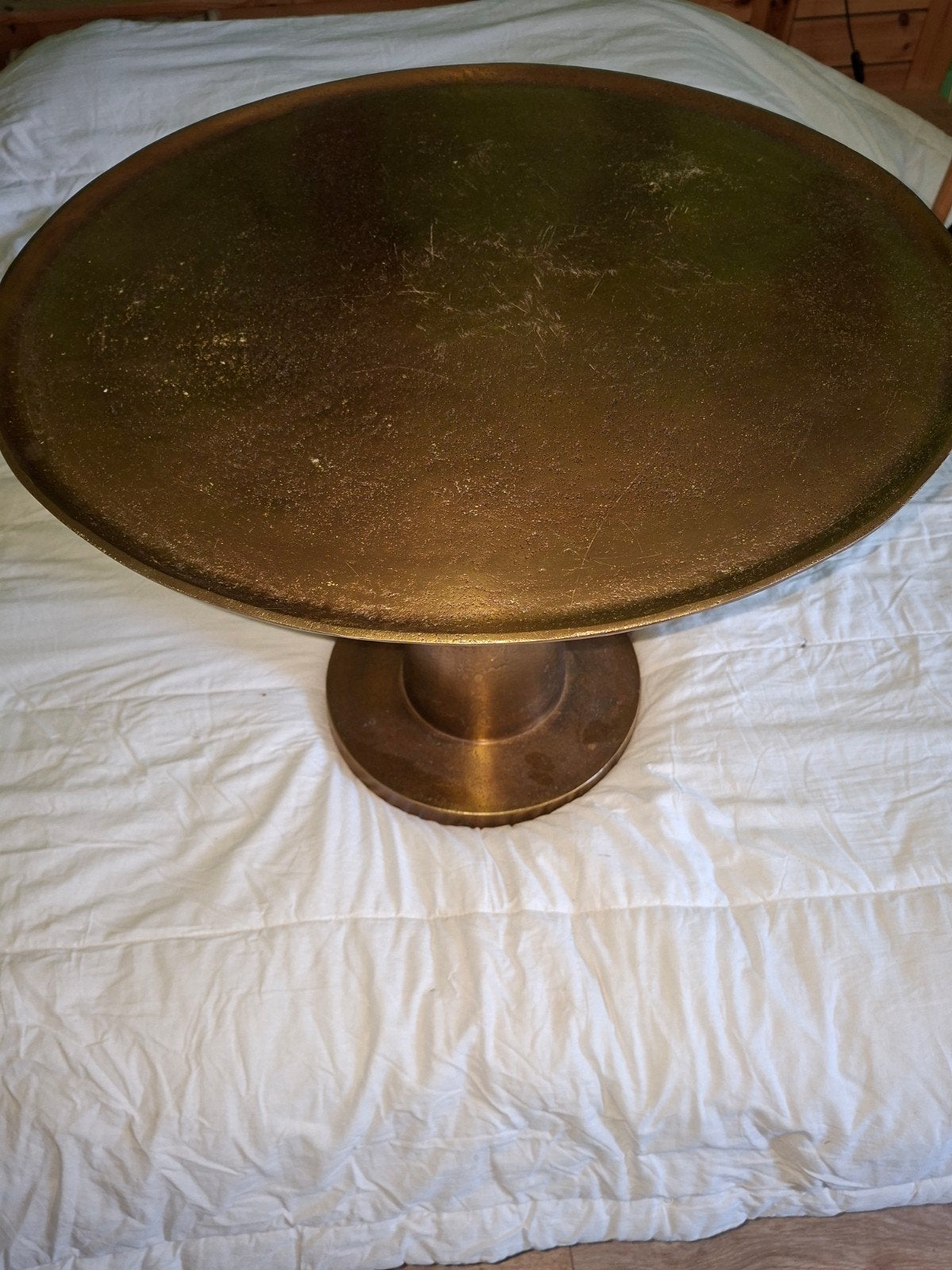 Koperen salontafel, Ophalen