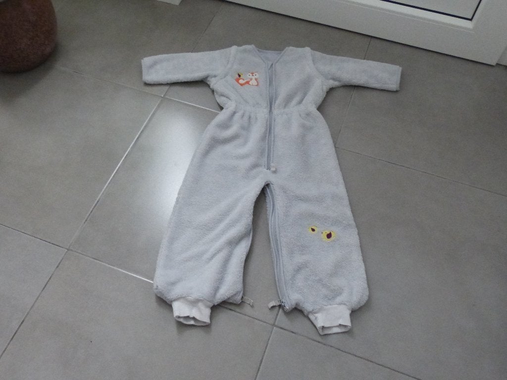 Slaapzak Dreambaby met beentjes, Kinderen en Baby's, Zo goed als nieuw, Grijs, Slaapzak, Overige merken
