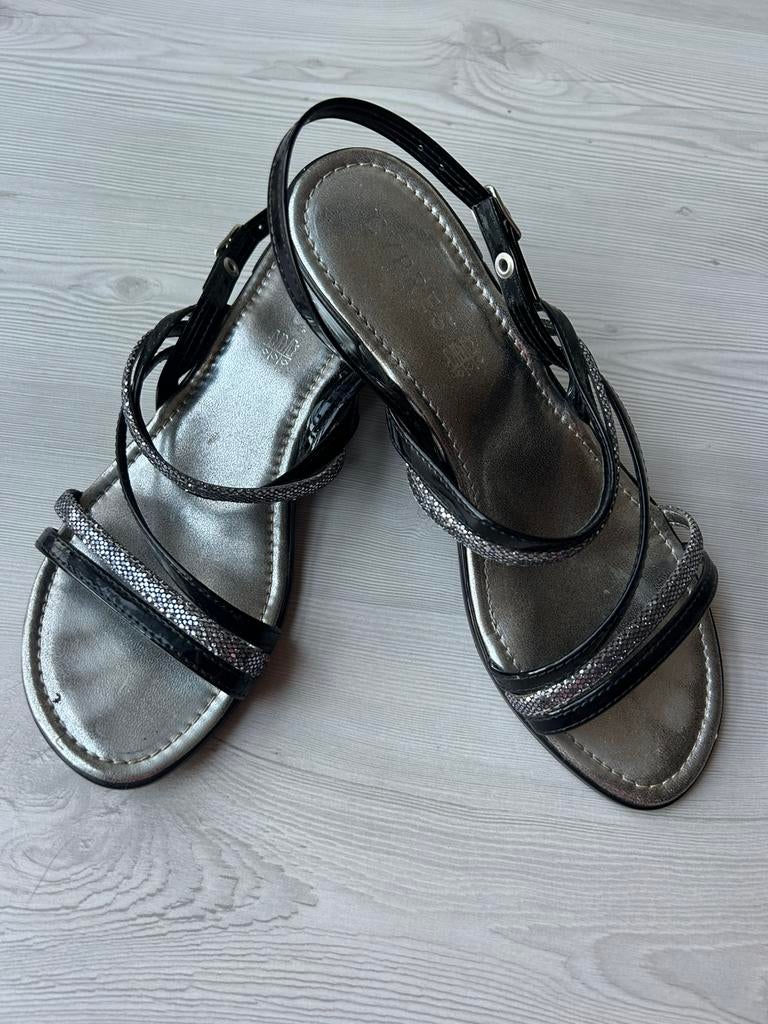 Mooie sandalen Cypres 39, Schoenen met lage hakken, Zwart, Ophalen of Verzenden, Zo goed als nieuw