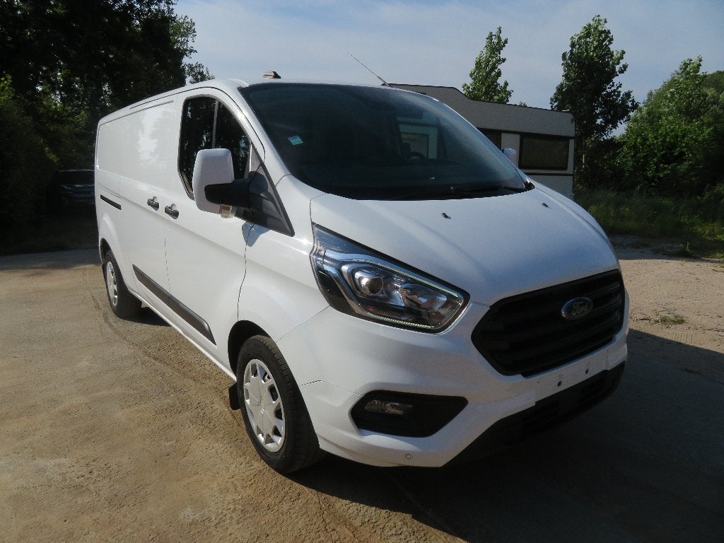Ford Transit Custom - Automaat - L2 - 120.655km - 2023 - €6d, Auto's, Bestelwagens en Lichte vracht, Dealer onderhouden, Stof