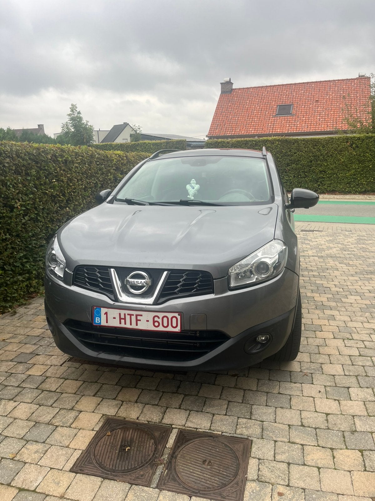 Nissan Qasquai +2, 7 places, Boîte manuelle, Noir, 5 portes
