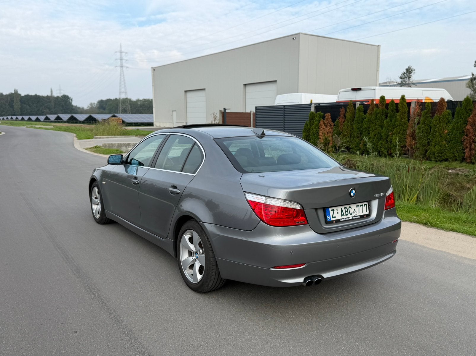 Bmw 525i! Face lift! Automaat! Xenon! Open dak! Projectie!, Autos, Entreprise, Entretenue par le concessionnaire, Noir, 6 cylindres