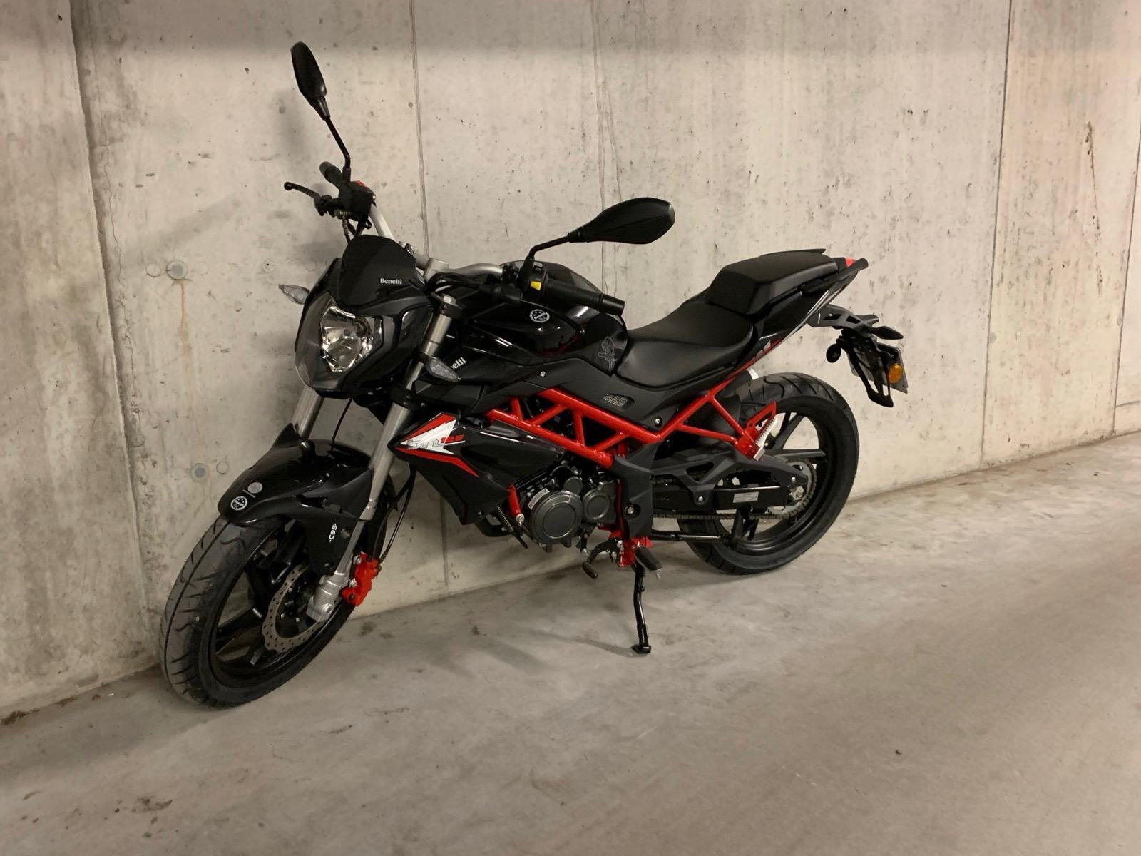Benelli BN 125