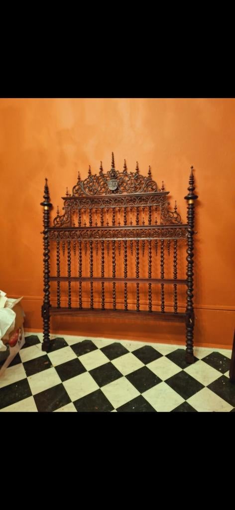 Lit portugais, Antiquités & Art