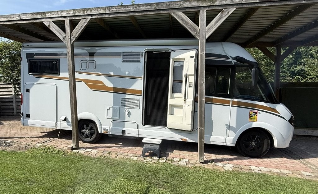 carthago Malibu I 149 LE-RB op mercedes, Jusqu'à 4, Isolation hivernale, Intégral, Diesel