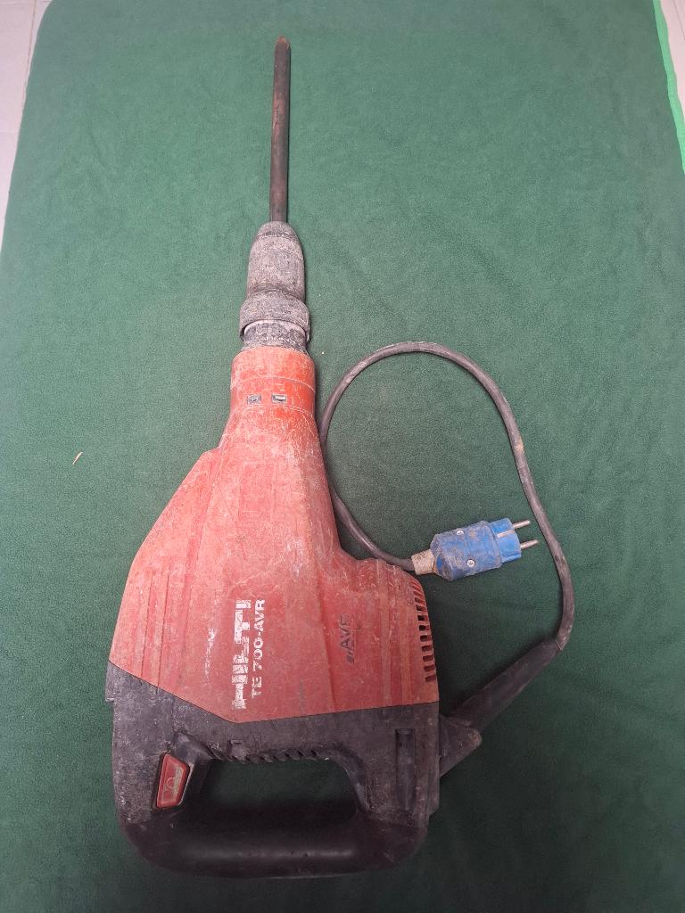 Breekhamer ,..... te huur, Doe-het-zelf en Bouw, Ophalen of Verzenden, Gebruikt, Beton