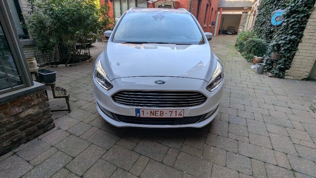 Ford Galaxy Titanium automatique  Etat proche du neuf, Autos, 139 g/km, 7 places, Entretenue par le concessionnaire, Diesel