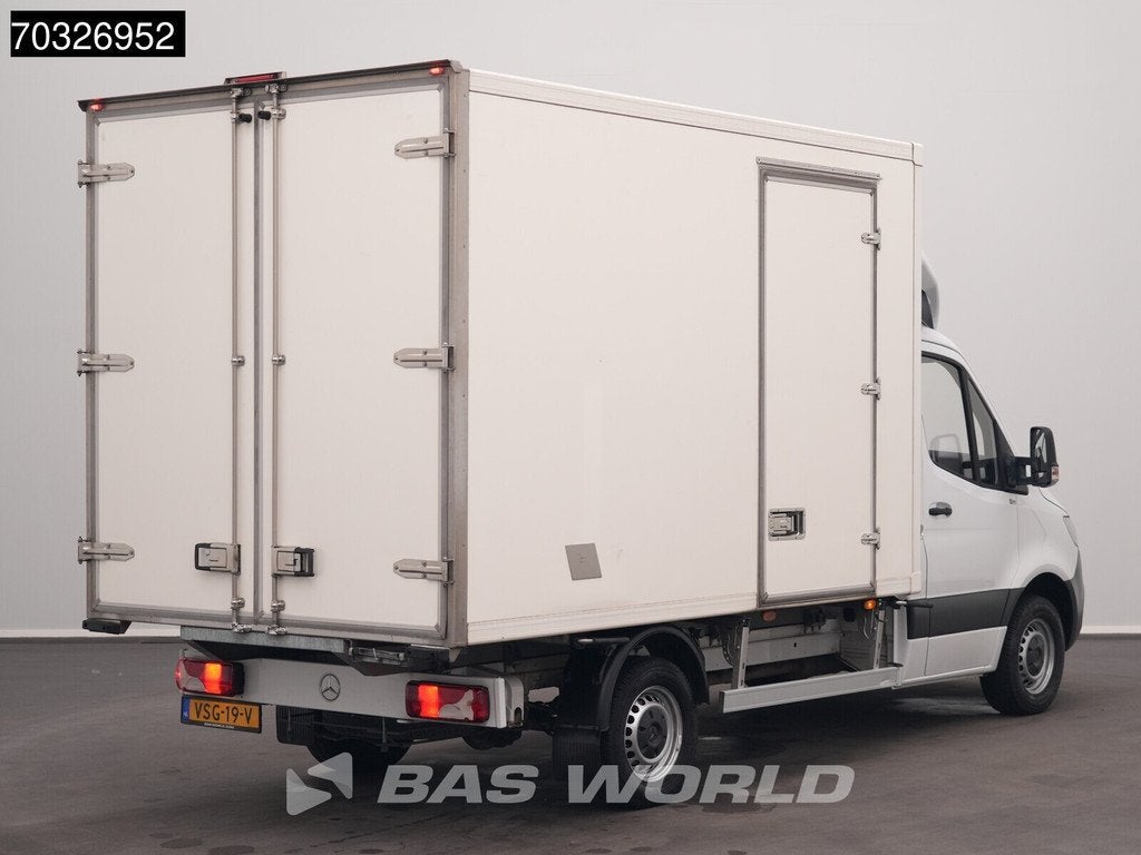 Mercedes Sprinter 317 CDI Koelwagen Zijdeur Achterdeuren Car, Auto's, Bestelwagens en Lichte vracht, Stof, Gebruikt, Euro 6, 4 cilinders