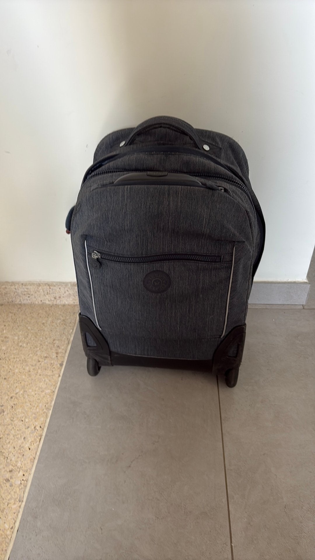 Chariot Kipling en bon état et propre., Enlèvement, Comme neuf, Bleu, Sac à dos