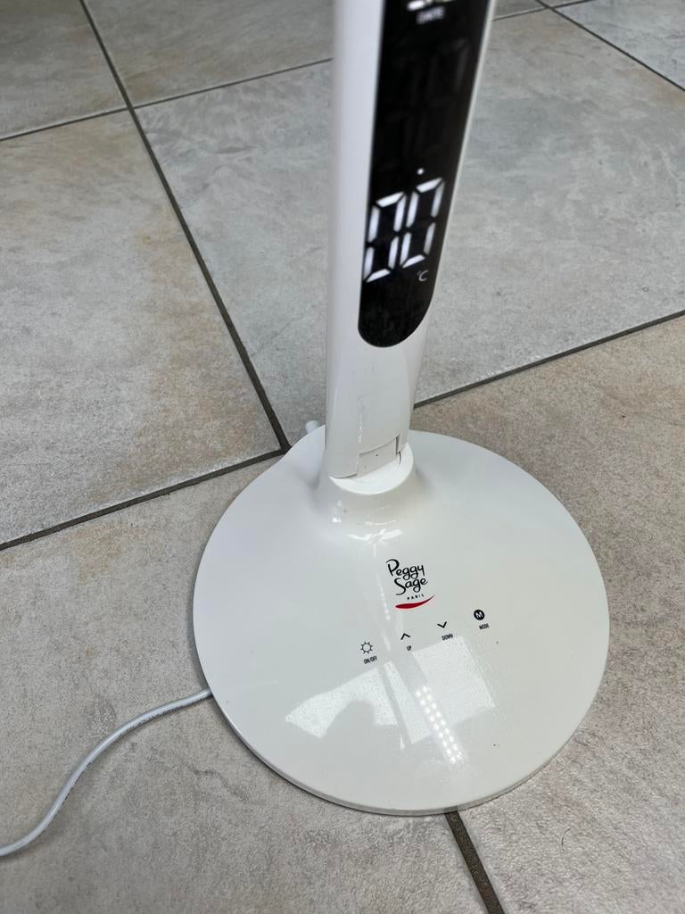Lamp met verschillende lichtgeving voor gelnagels, Elektronische apparatuur, Ophalen, Gebruikt