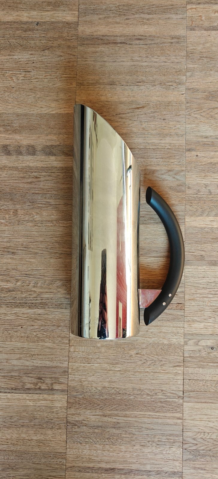 Alessi Tua Karaf, Ophalen
