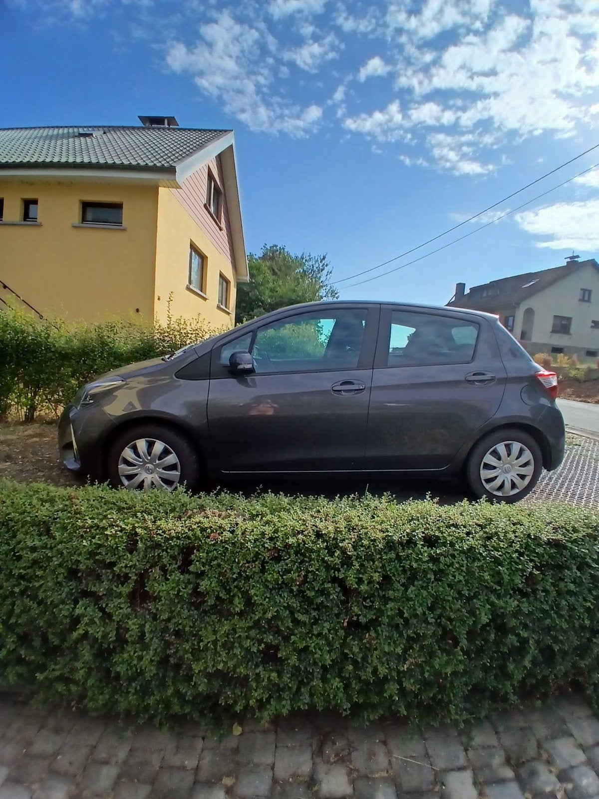 Toyota yaris 56.000 km ideale jonge bestuurder, Auto's, Voorwielaandrijving, Stof, Bruin, Particulier