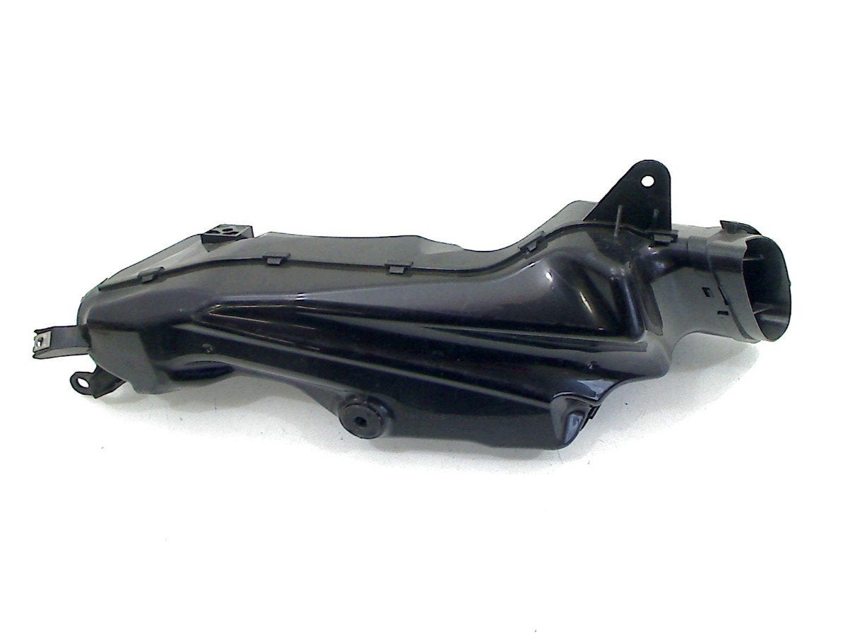 LUCHTINLAAT RECHTS GSX R 1000 2012-2016 (GSXR1000 L2-6), Motoren, Suzuki Deutschland GmbH, Gebruikt, Kontakt@suzuki.de, Suzuki-Allee 7
64625  Bensheim, DE