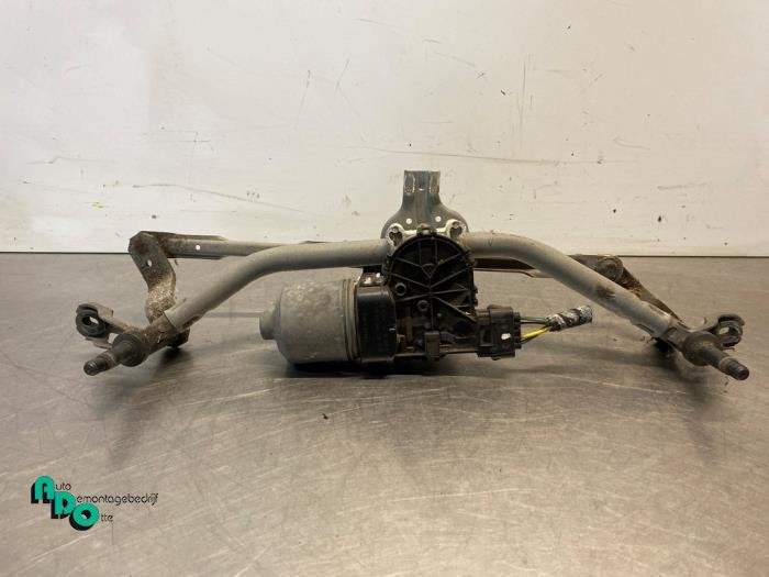 Moteur + mécanique essuie-glace d'un Peugeot 208 (208 12-), Autos : Pièces & Accessoires, -, 3 mois de garantie, Utilisé, -