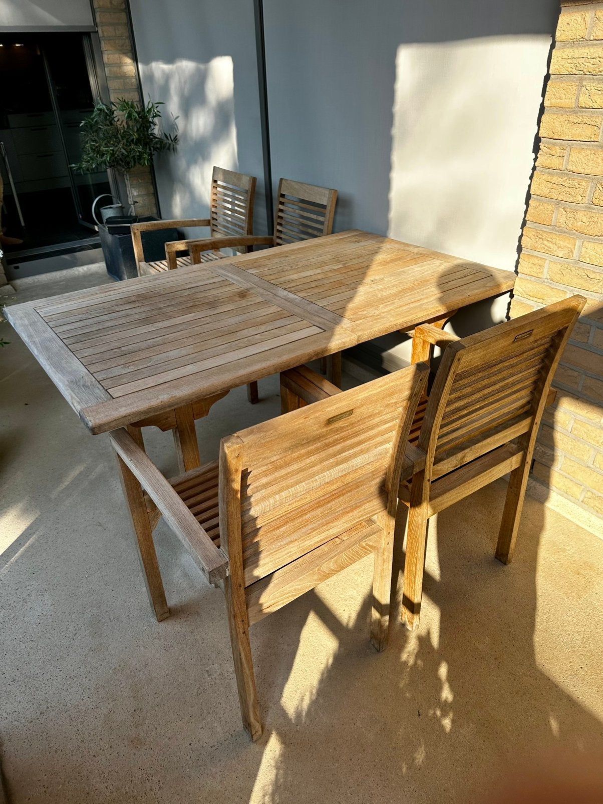 Stevige hardhouten tuinset, Ophalen, Gebruikt, 6 zitplaatsen, Tuinset