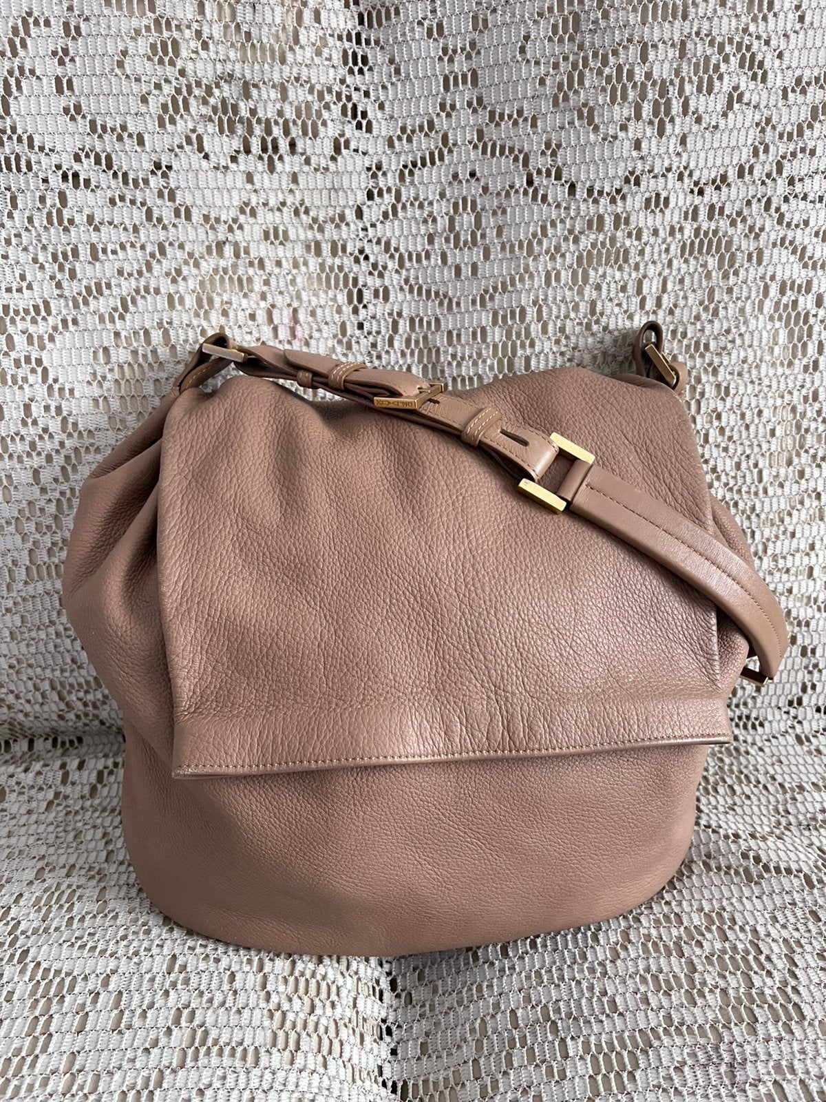 DELVAUX Tas in model Leon van gepoederd beige leer, Handtassen en Accessoires, Tassen | Damestassen, Ophalen of Verzenden, Zo goed als nieuw