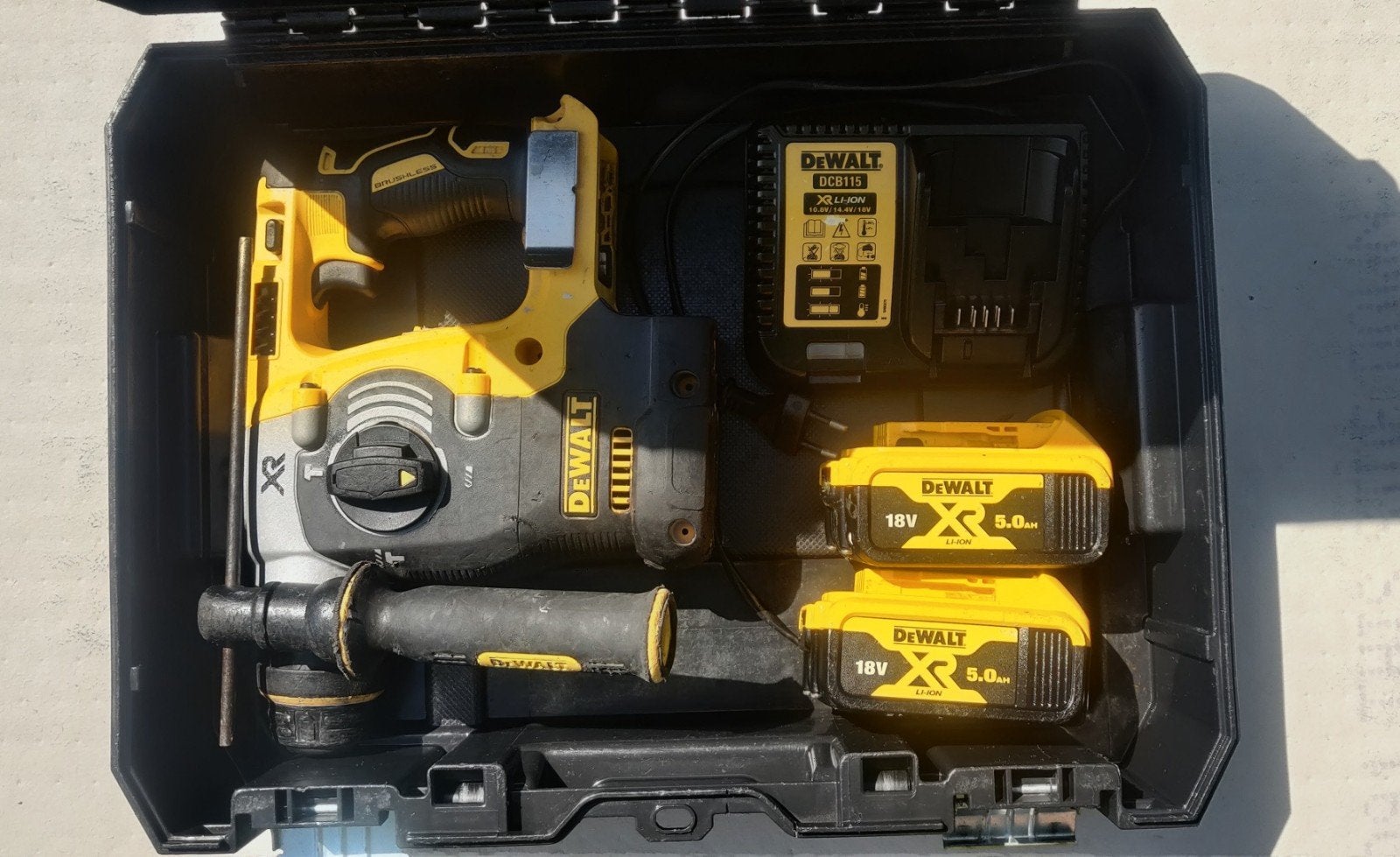 DEWALT DCH273P2 KLOPBOORMACHINE 18V - 5Ah BEHUIZING, Boormachine, Gebruikt, Ophalen of Verzenden, Klopboormechanisme