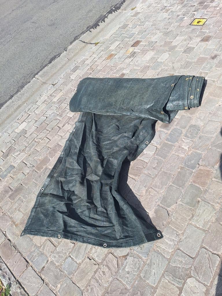 Groene zichtdoek, Enlèvement