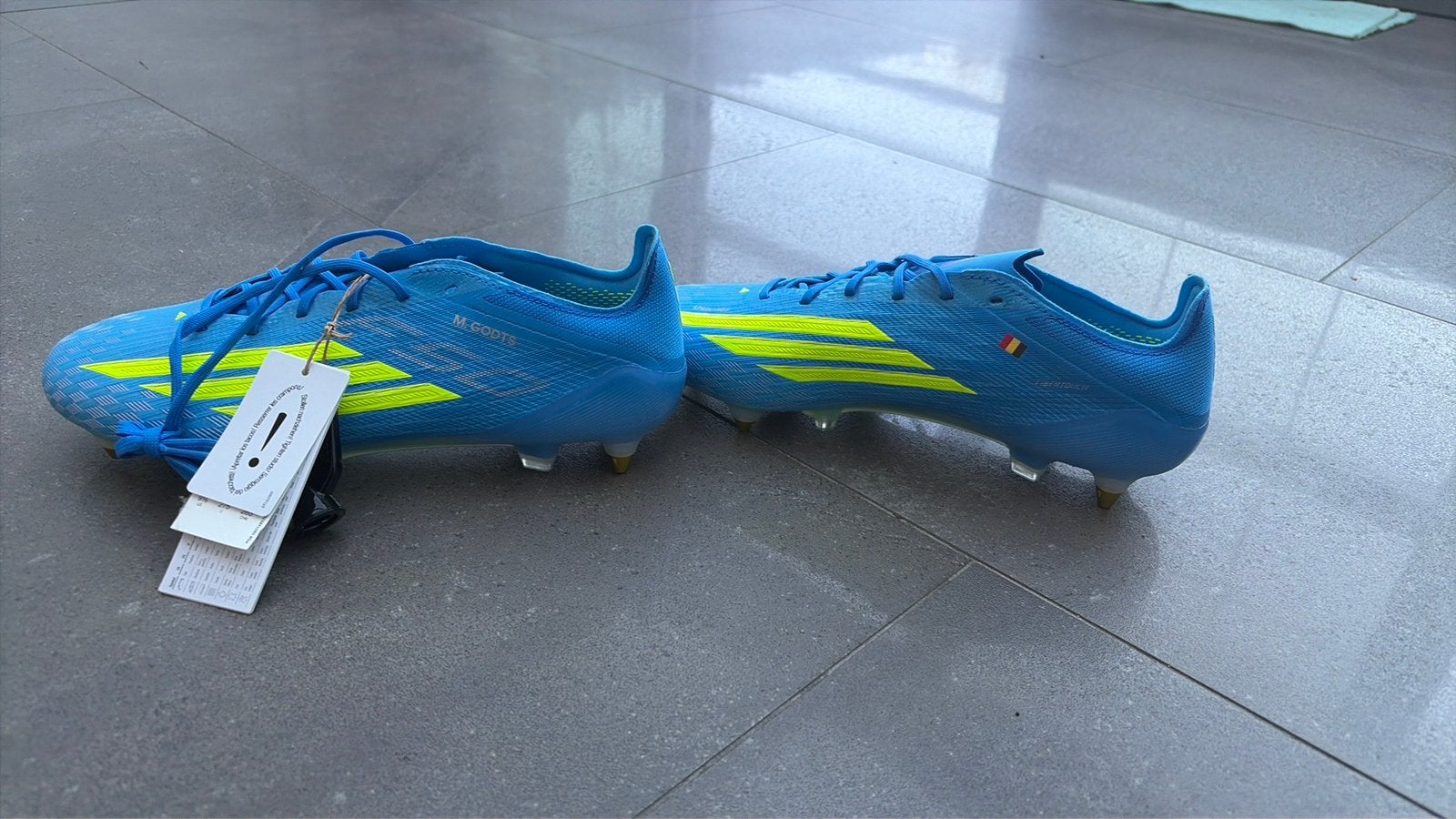 MINI-BOTTES ADIDAS F50 taille 43, Collections, Enlèvement ou Envoi, Neuf