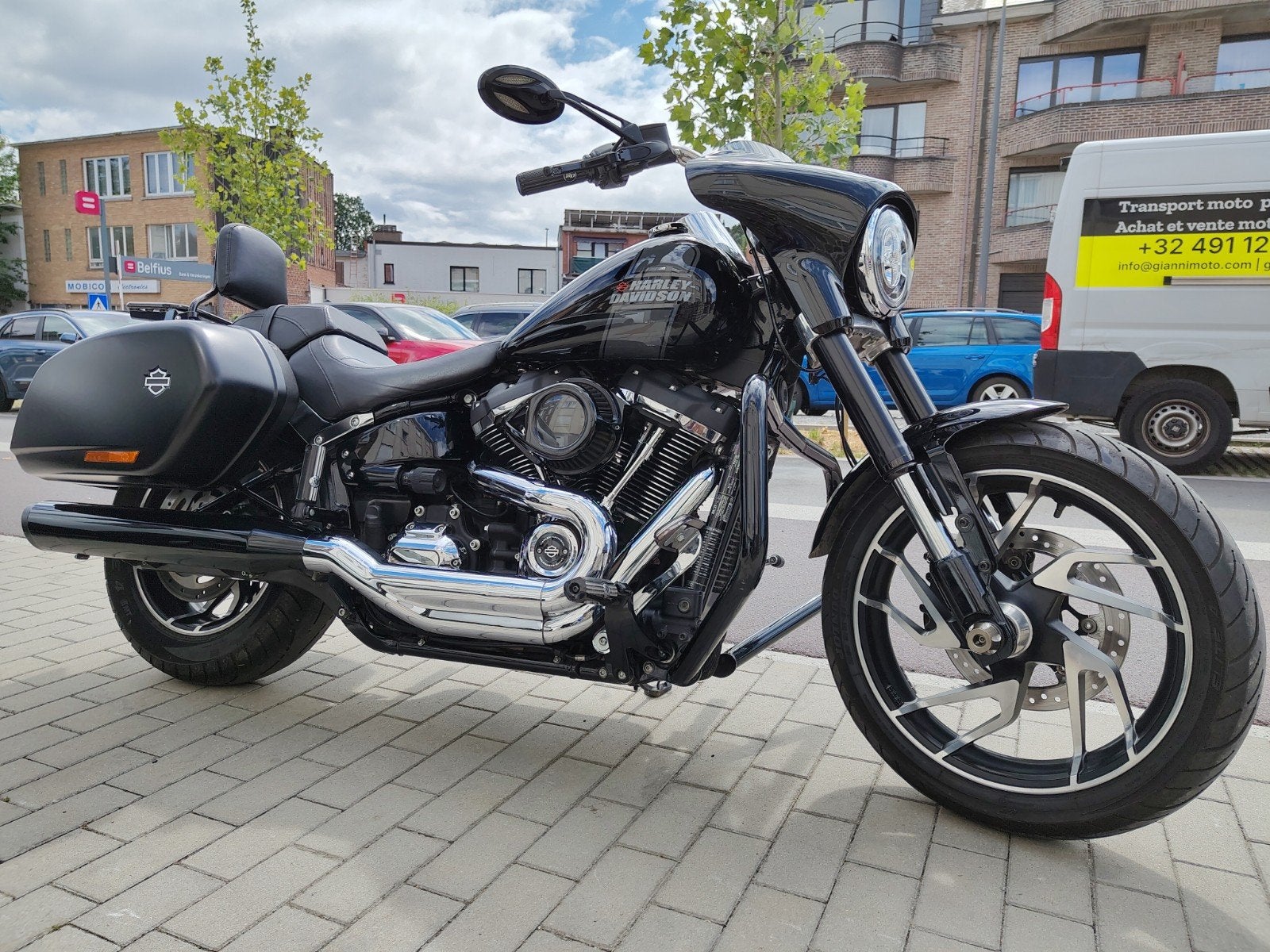 Sport Glide 107ci, Motoren, 2 cilinders, 1745 cc, Chopper, Bedrijf