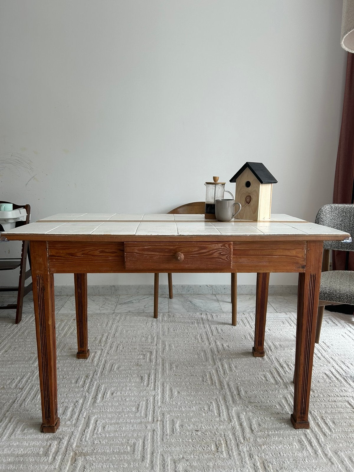 Dining table with tiles, Ophalen, Zo goed als nieuw
