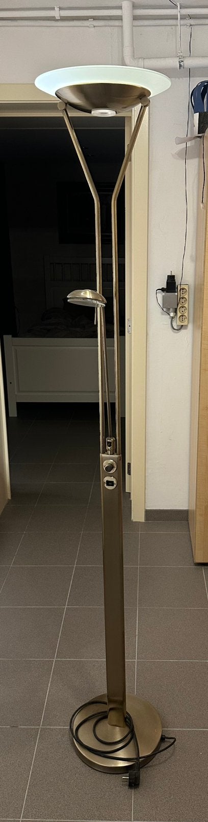 Goed werkende staande lamp, Ophalen, Gebruikt, 150 tot 200 cm