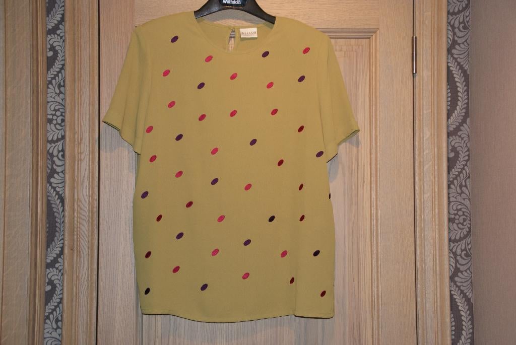 Le tee-shirt/chemisier pour femme en voile taille 40 Neuf, Enlèvement ou Envoi, Neuf, Taille 38/40 (M), Manches courtes