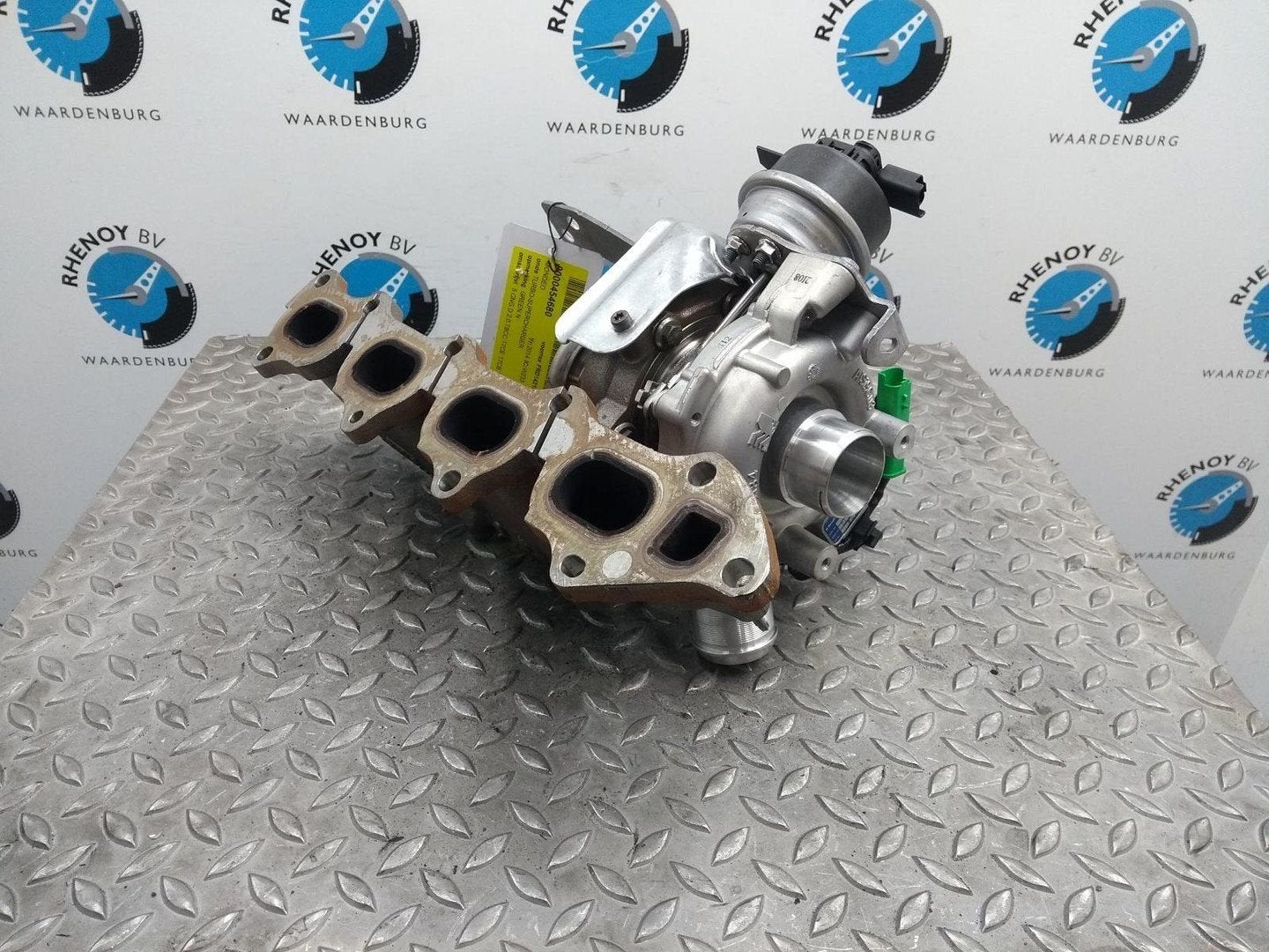 FORD MONDEO TURBO 2014, Enlèvement ou Envoi, Neuf, Stiba membre