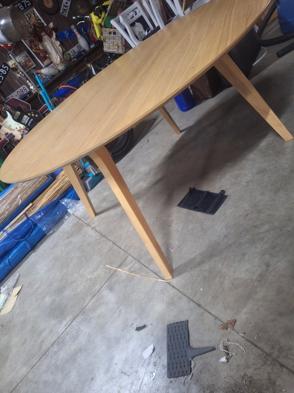 Tafel, Enlèvement