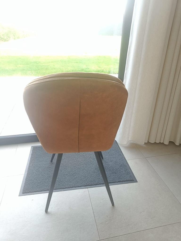 stoelen, Huis en Inrichting, Stoelen, Ophalen, Zo goed als nieuw, Bruin, Vier