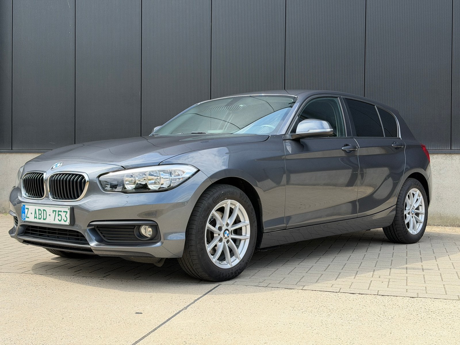 BMW 118i Automaat | gekeurd voor verkoop, Auto's, BMW, 1 Reeks, https://public.car-pass.be/verify/2854-1511-9288, Leder, Bedrijf